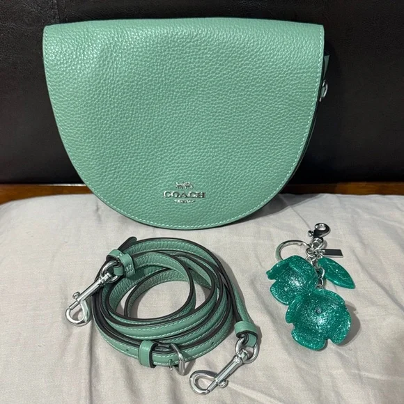 Coach Ellen crossbody in washed green pebbled leather - Picture 1 of 16